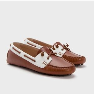 NWOB Veronica Beard Jia Boater Loafers. Size 7.5